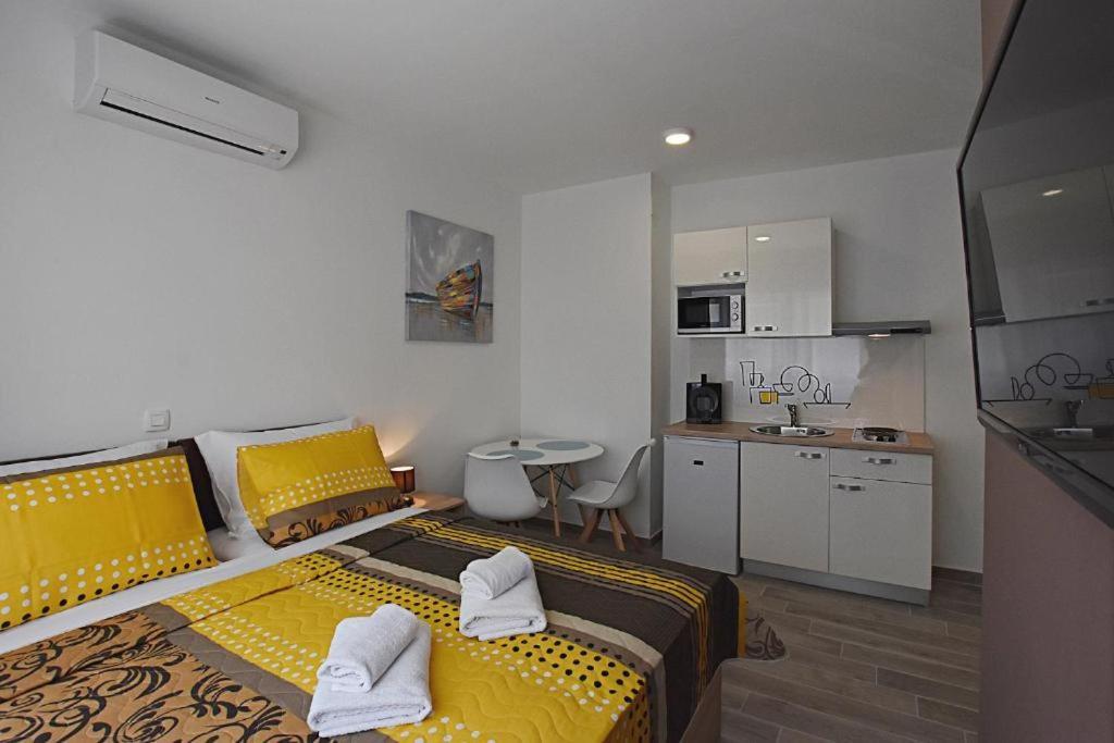 Roko & Borna Self Check - In Zadar Exterior photo